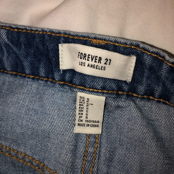 High wasted denim skirt - Picture 3 of 3